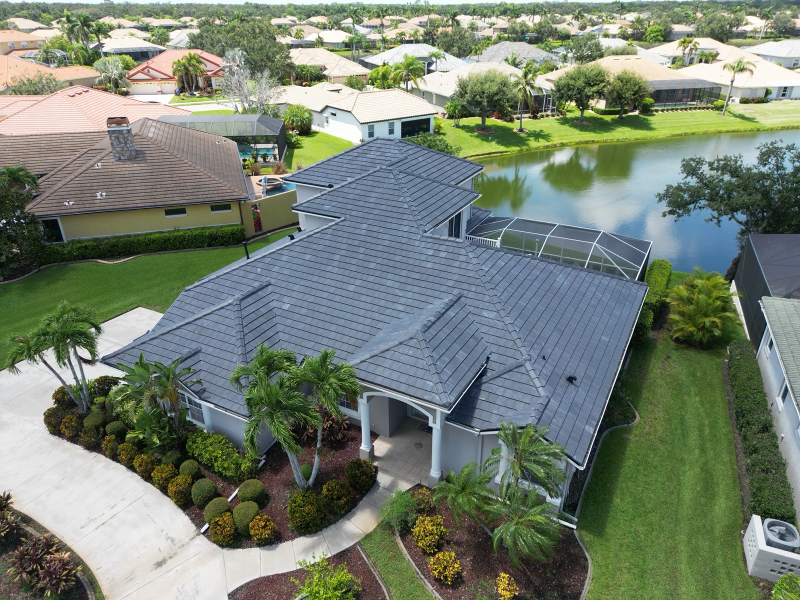 Charcoal Flat Tile — Lakefront